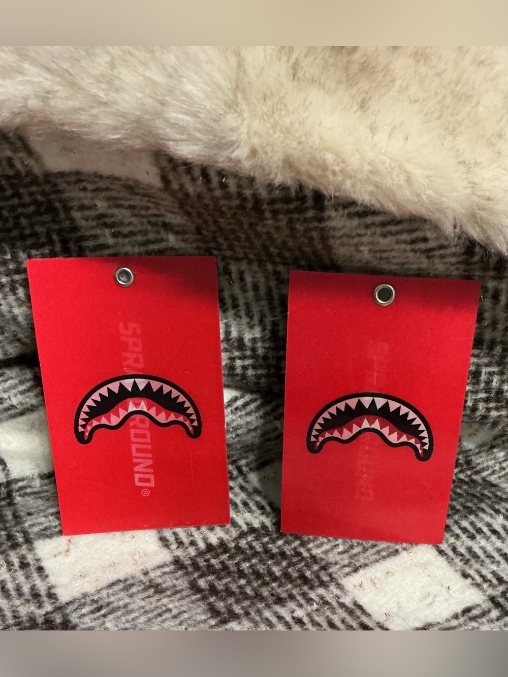 2 SPRAYGROUND STRANGER THINGS TAGS